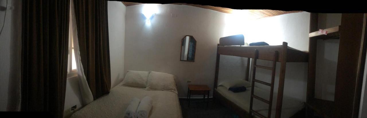 Hotel Posada Los Delfines Бокас-дель-Торо Экстерьер фото